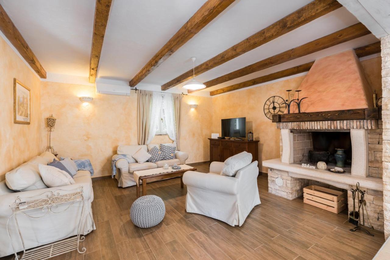 Beautiful Villa Natura With Pool In Labin Dış mekan fotoğraf